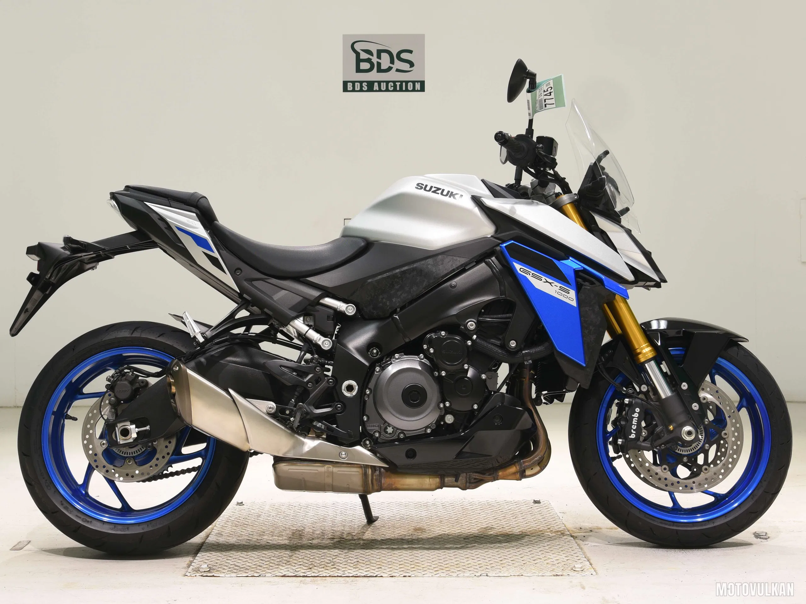Suzuki GSX-S1000-2