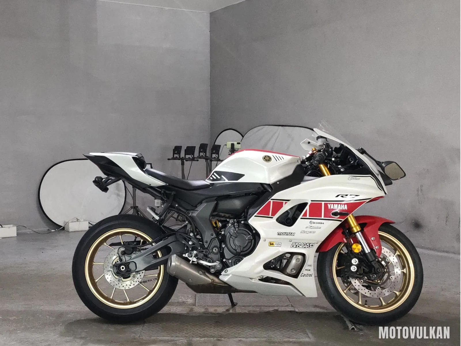 Yamaha YZF-R7