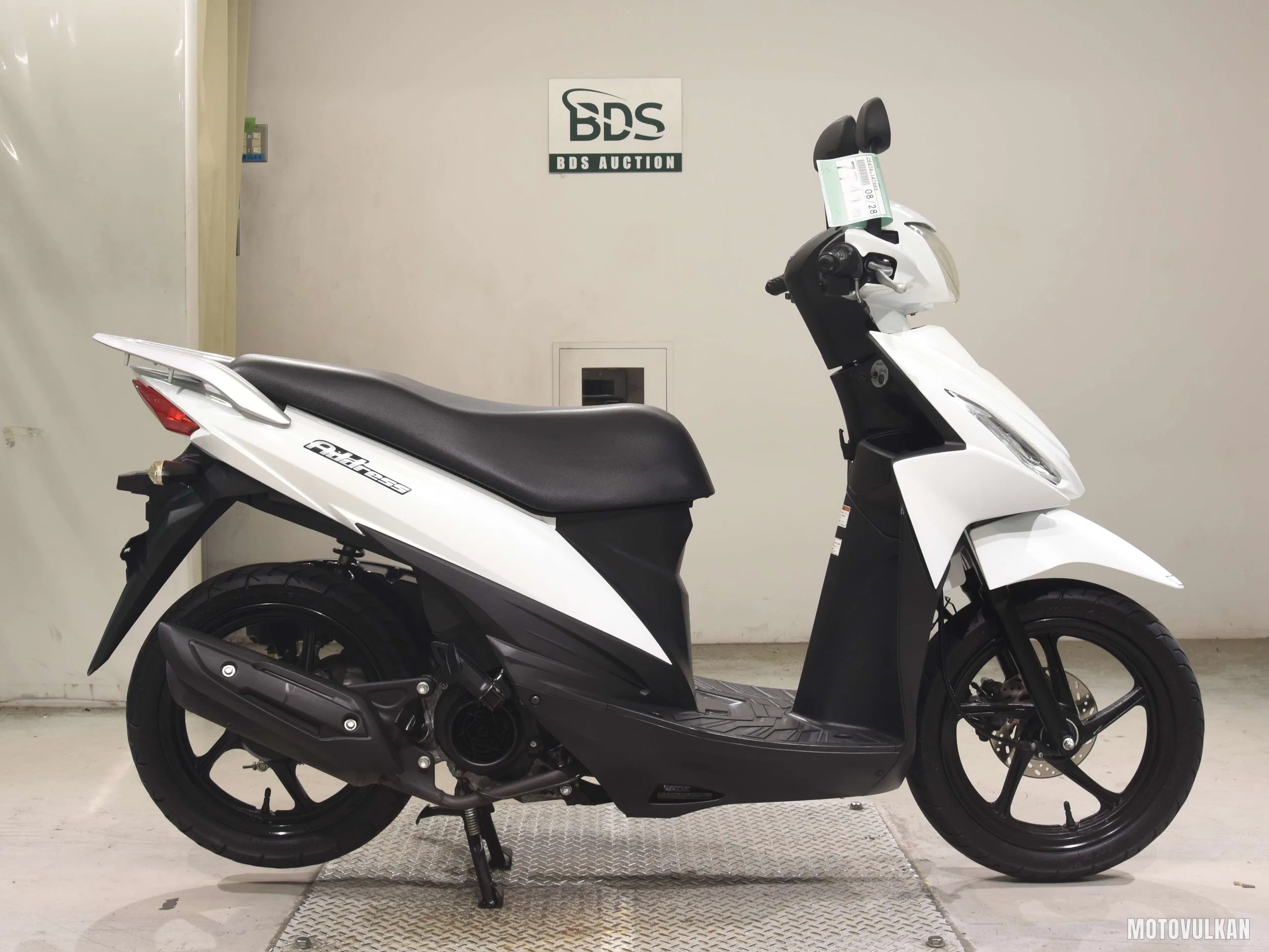 Suzuki ADDRESS110-2