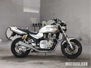 Yamaha XJR1300