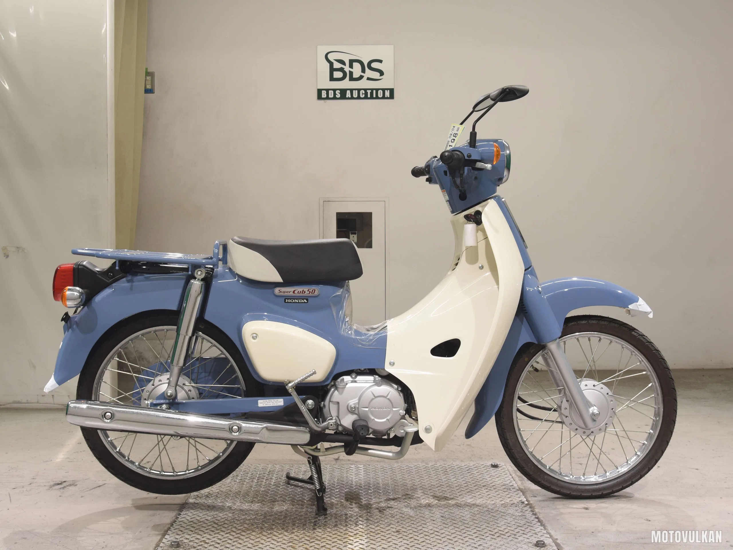 Honda C50-3