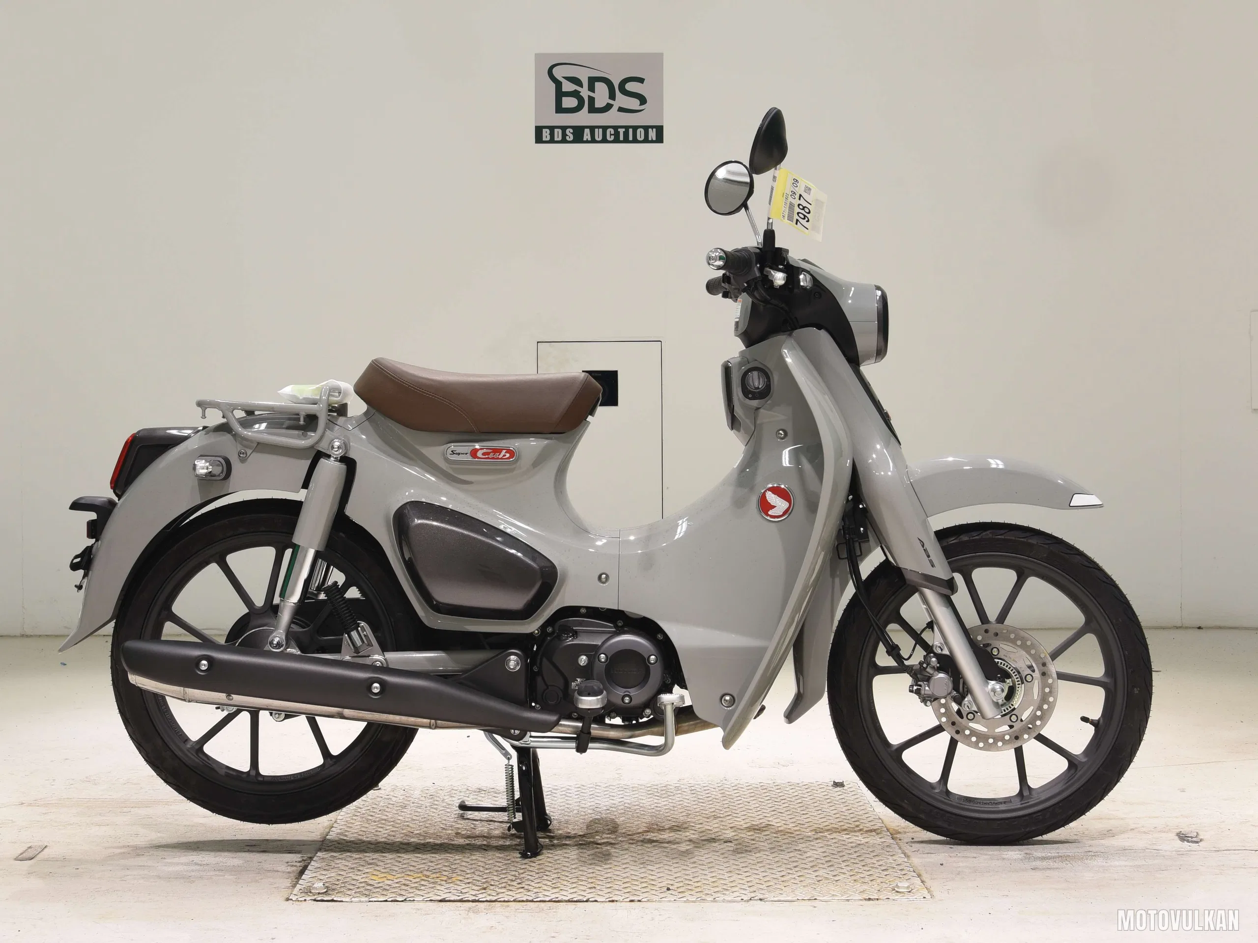 Honda C125-2