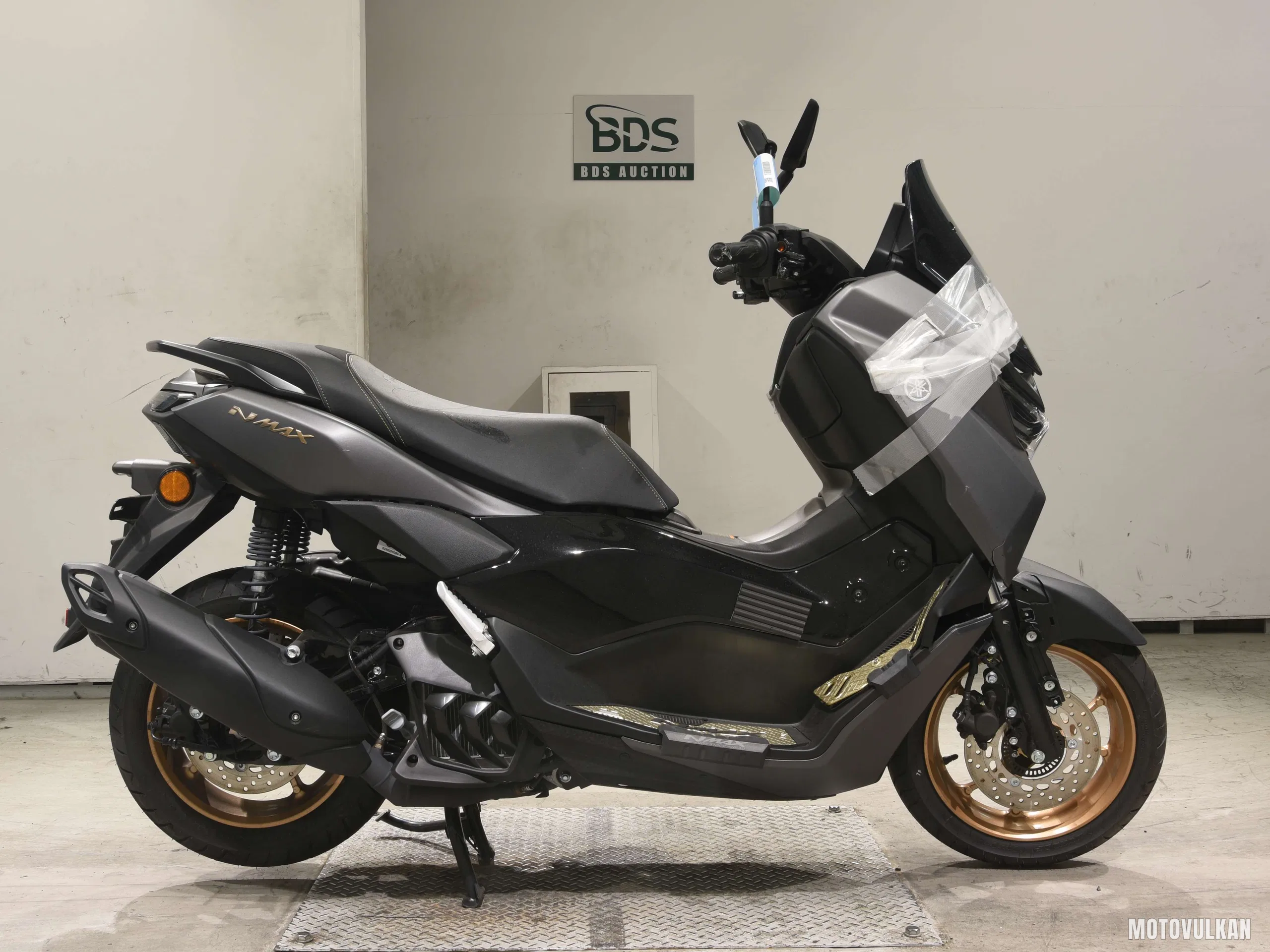 Yamaha NMAX155-3