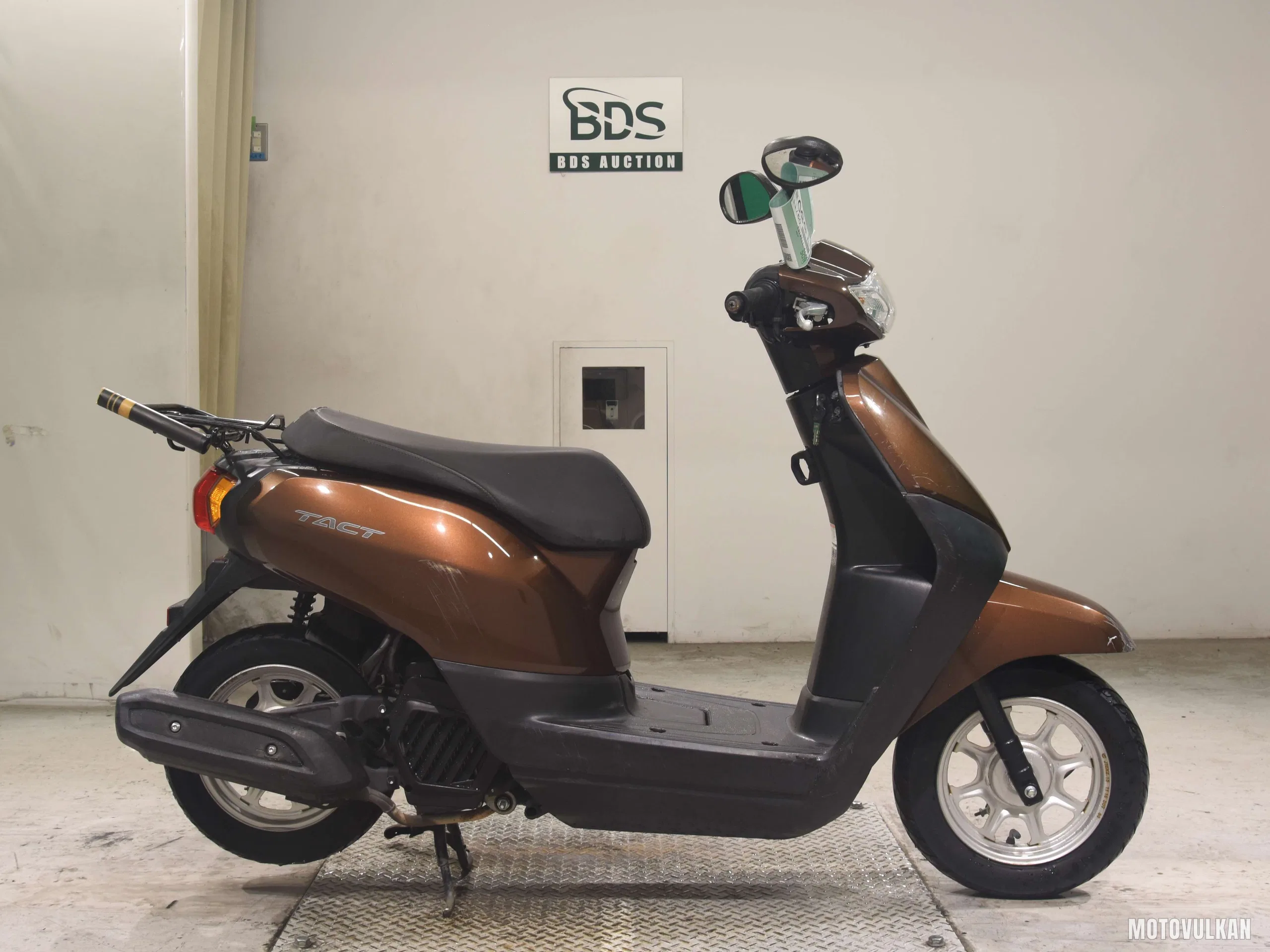 Honda TACT-4 Basic