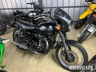 Kawasaki W800 Street