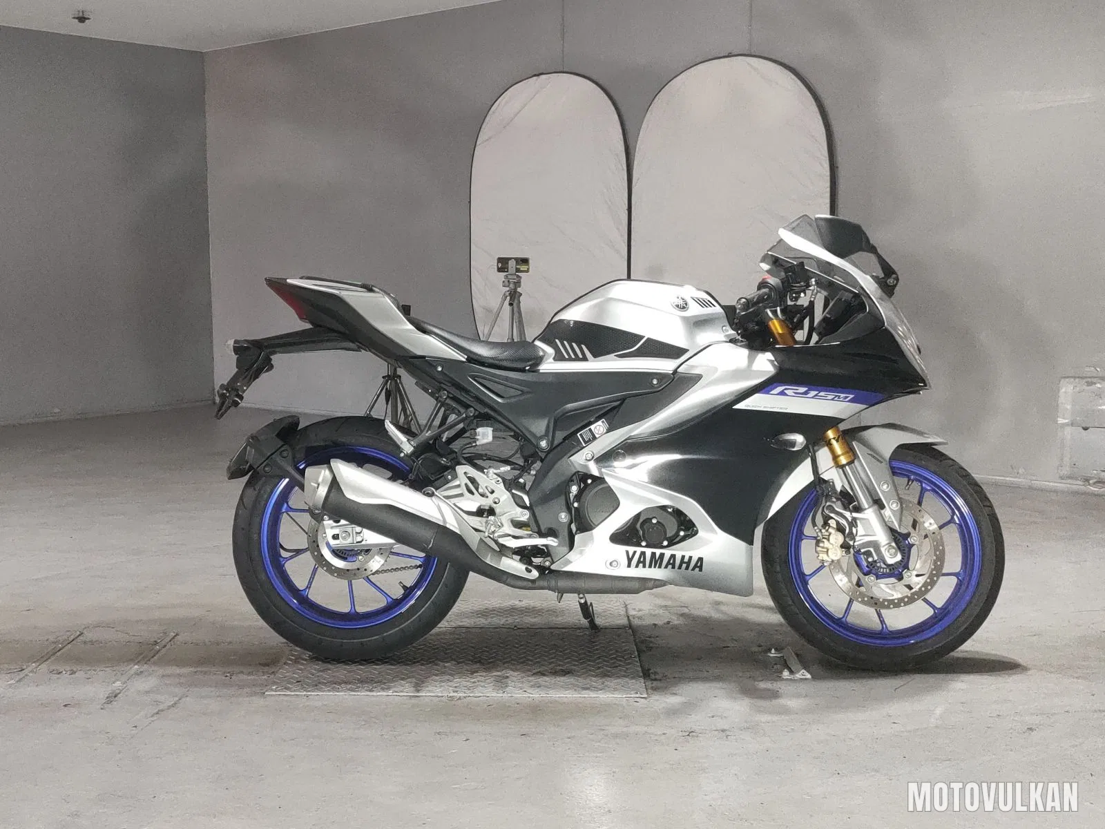 Yamaha YZF-R15M