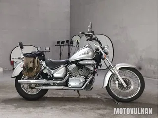 Suzuki Intruder 250LC