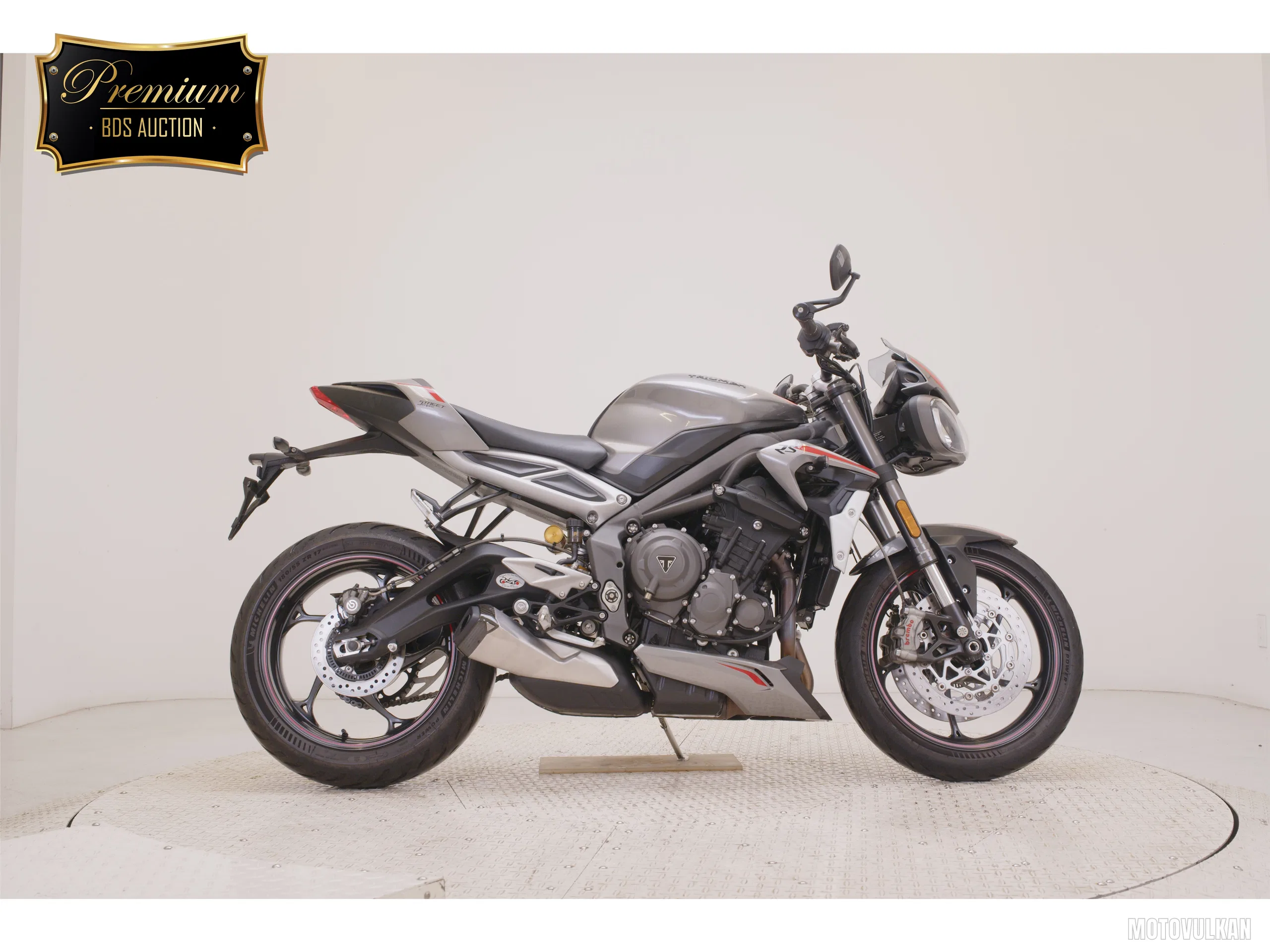  TRIUMPH STREET TRIPLE RS