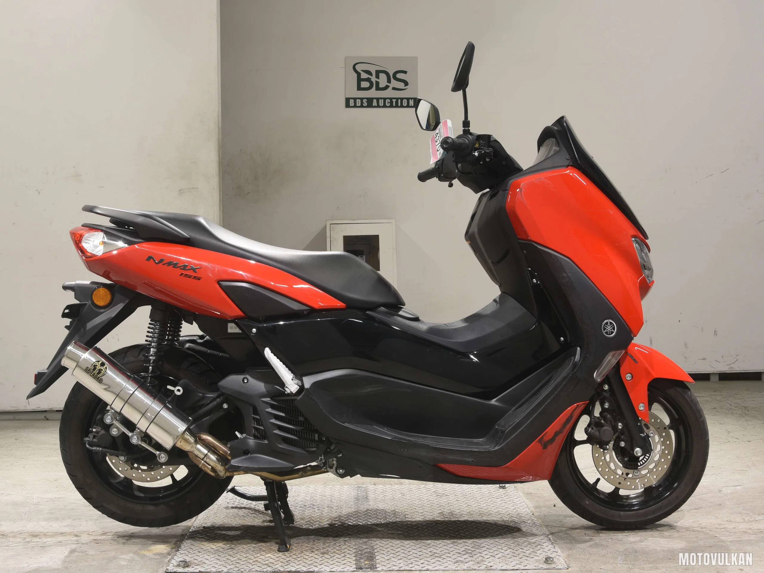 Yamaha NMAX155-2