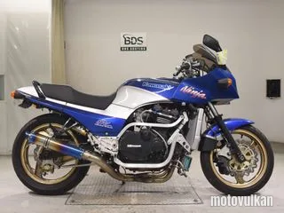 Kawasaki GPZ900R